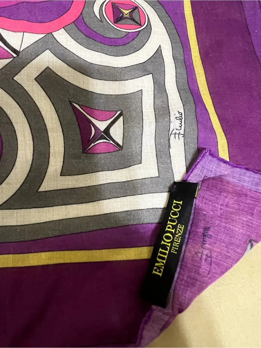 Emilio Pucci & Tom Ford Luxury Silk Pocket Square Bundle (3 Pieces) – Made in It